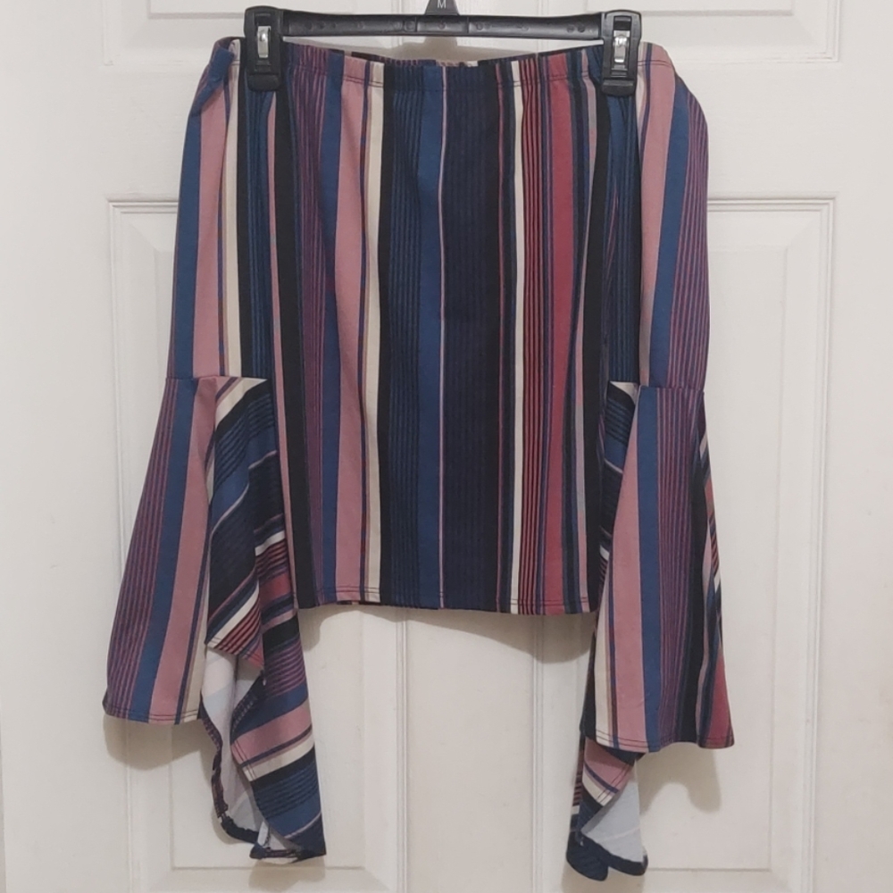 NWT Brandy Blu Off the Shoulder Striped top w/bell sleeves Sz Small
